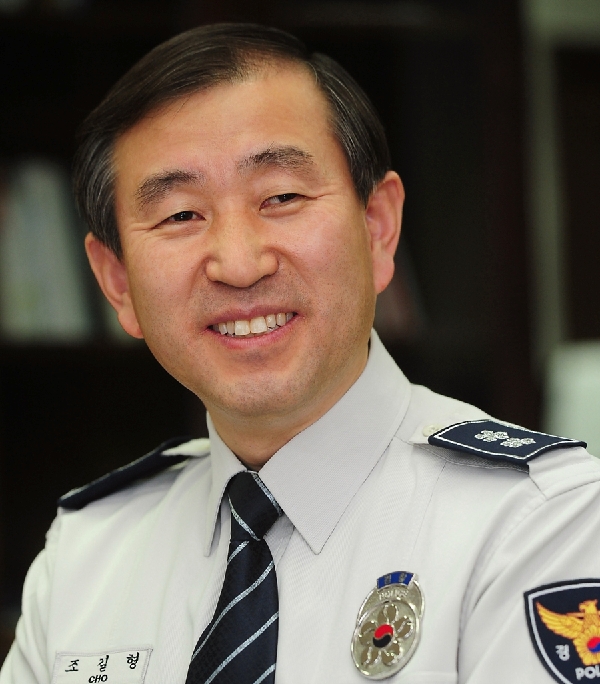 泲û